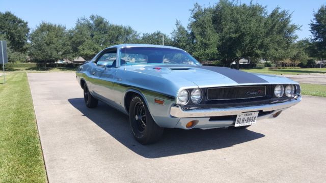 1970 Blue Dodge Challenger Coupe