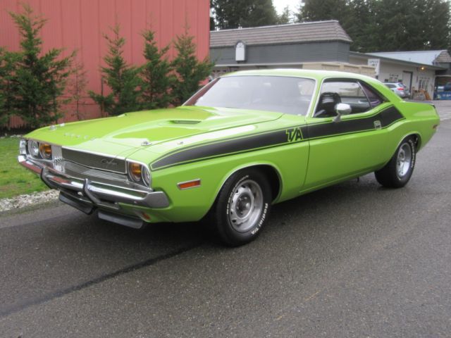 1970 Lime green Dodge Challenger