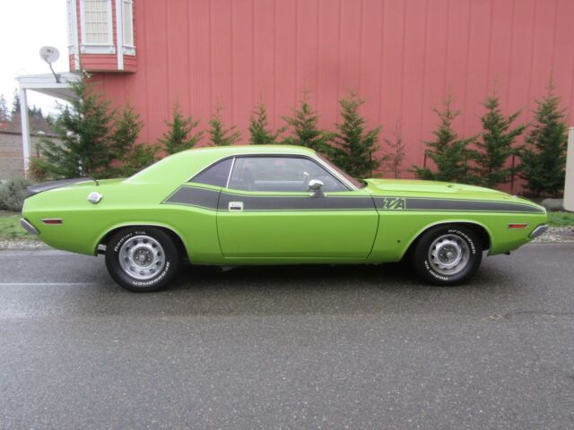 1970 Lime green Dodge Challenger