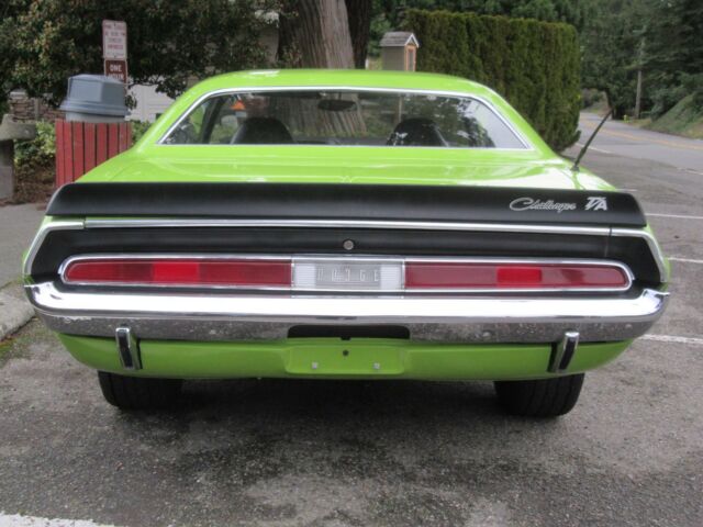 1970 Lime green Dodge Challenger