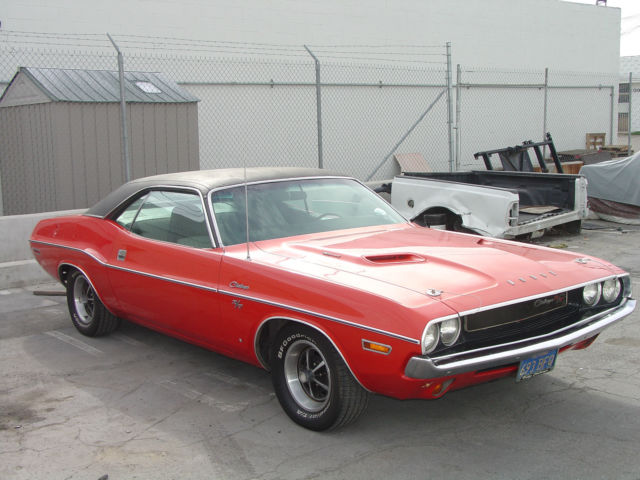1970 Red Dodge Challenger