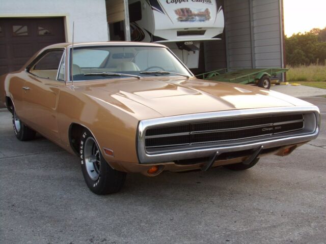 1970 Gold Dodge Charger