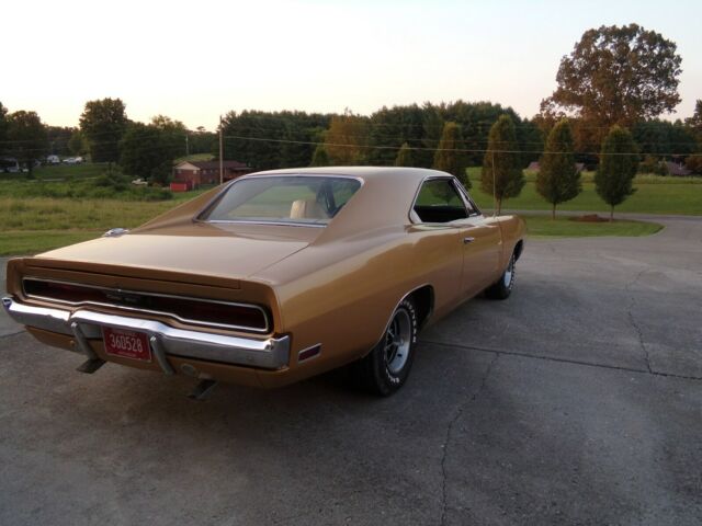 1970 Gold Dodge Charger