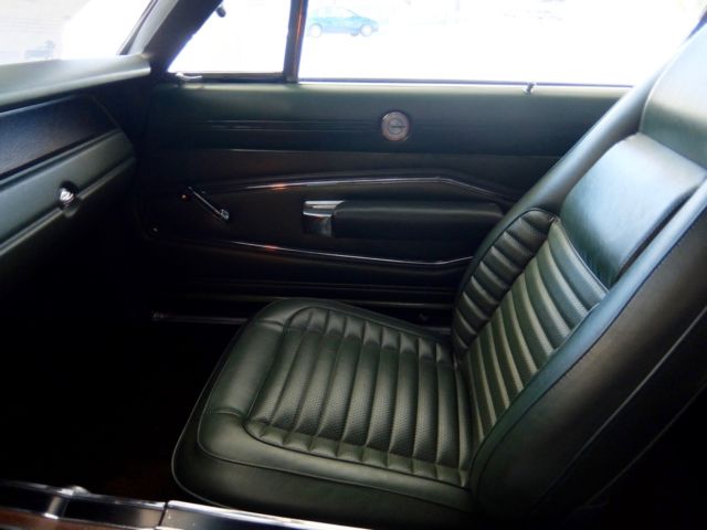 1970 Dark Green  Mopar (Ivy Green Irid.) Dodge Charger Hardtop