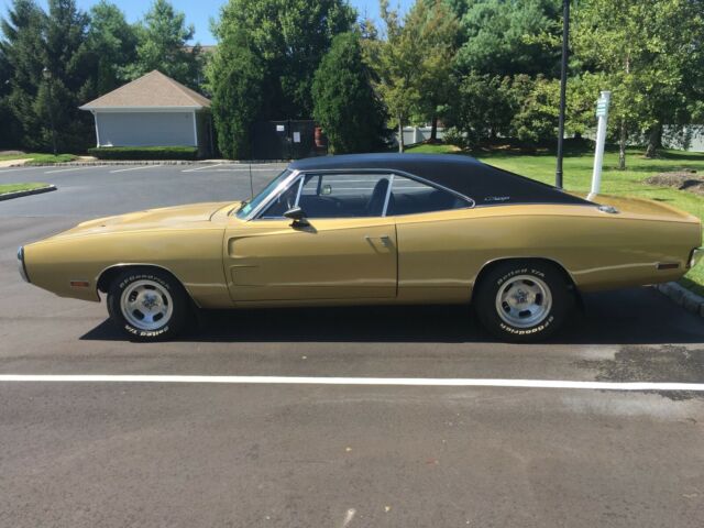 1970 Gold Dodge Charger