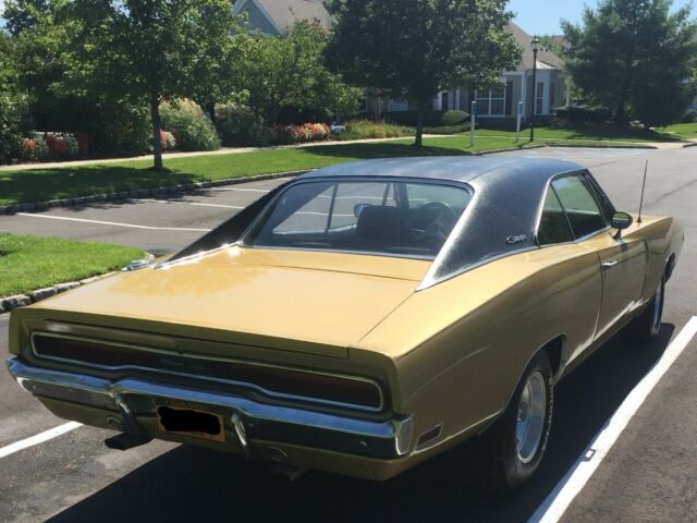 1970 Gold Dodge Charger
