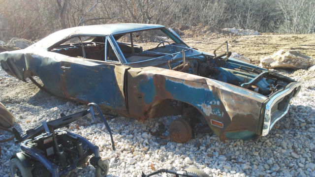 1970 Blue Dodge Charger Coupe