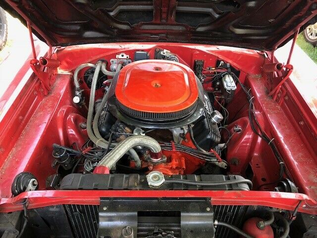 1970 Red Dodge Coronet