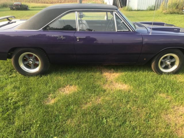 1970 Purple Dodge Dart