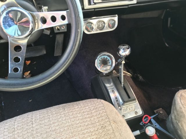 1970 Yellow Dodge Dart