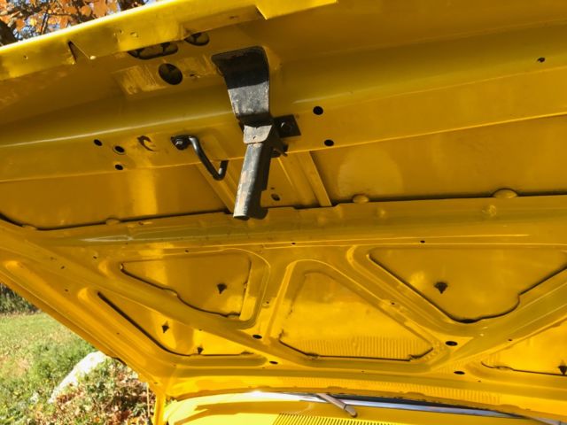 1970 Yellow Dodge Dart