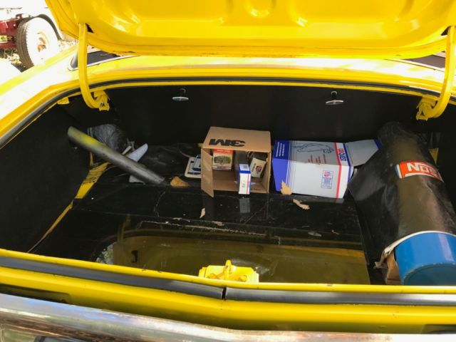 1970 Yellow Dodge Dart