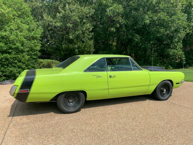 1970 Lime J5 Dodge Dart Coupe