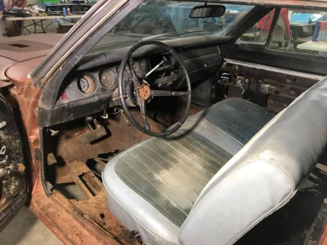 1970 Orange Dodge Coronet Coupe