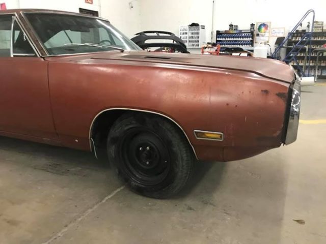 1970 Orange Dodge Coronet Coupe