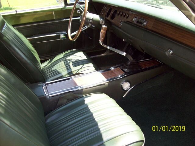 1970 Green Dodge Coronet Coupe