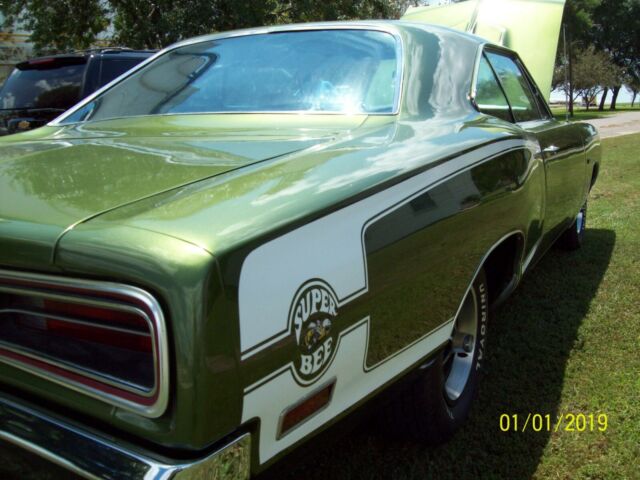 1970 Green Dodge Coronet Coupe