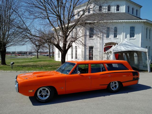 1970 Orange Dodge Coronet Wagon