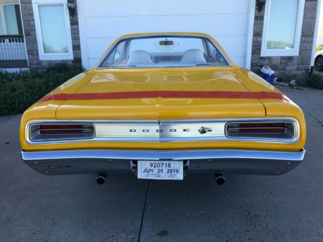 1970 Yellow Dodge Coronet