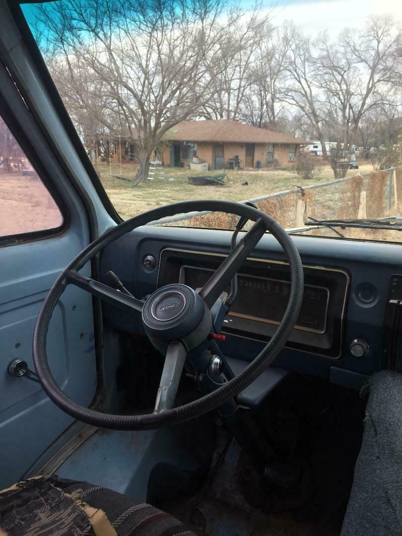 1970 Robins Egg Blue Ford E-Series Van Shorty