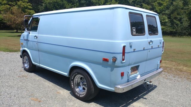 1970 Ford E-Series Van