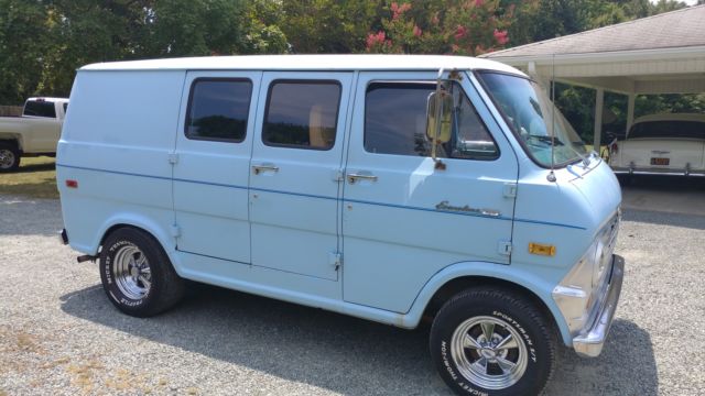 1970 Ford E-Series Van