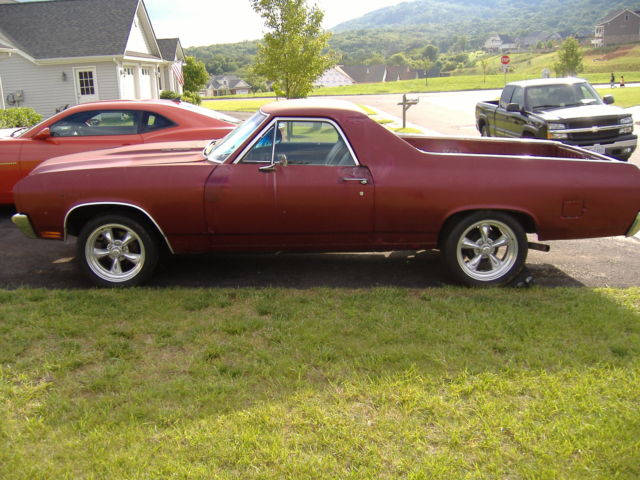 1970 Burgundy Chevrolet El Camino Standard Cab Pickup