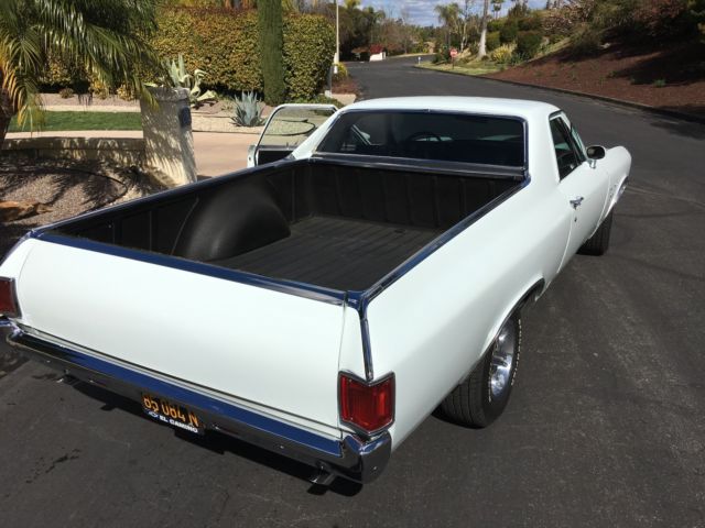 1970 White Chevrolet El Camino Pickup