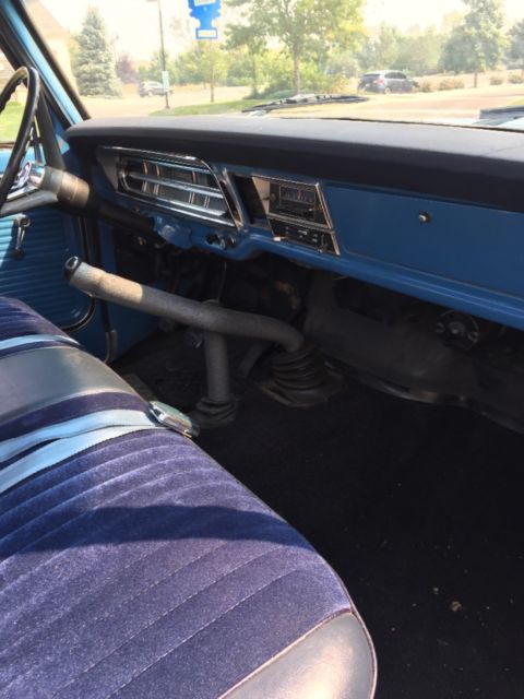 1970 Blue Ford F-100