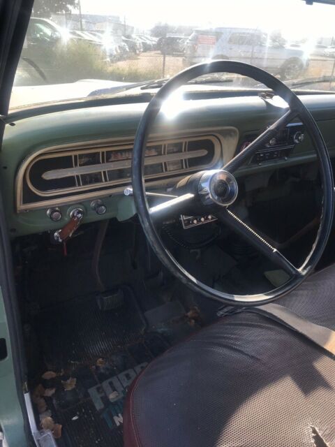 1970 Green Ford F-100 Standard Cab Pickup