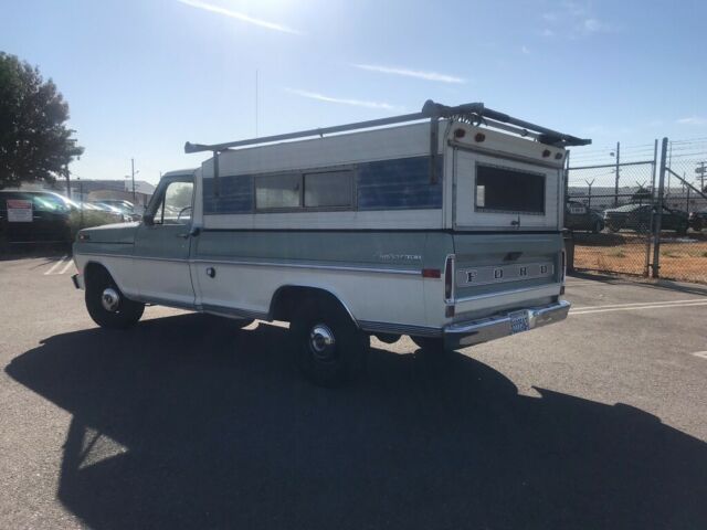 1970 Green Ford F-100 Standard Cab Pickup