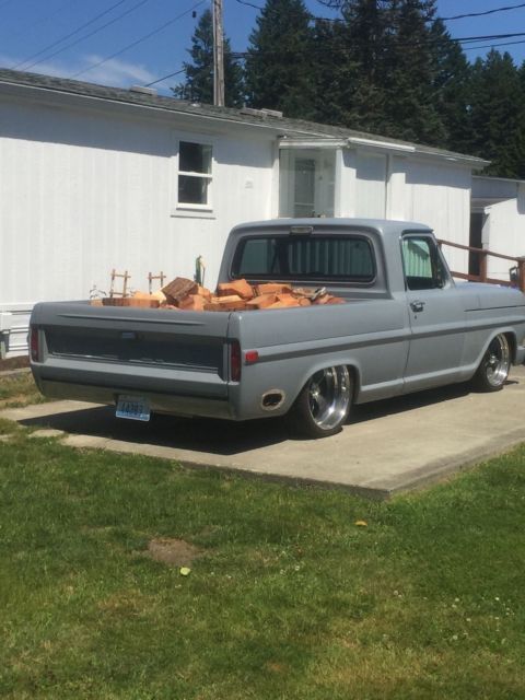 1970 Gray Ford F-100 Pickup (Truck)
