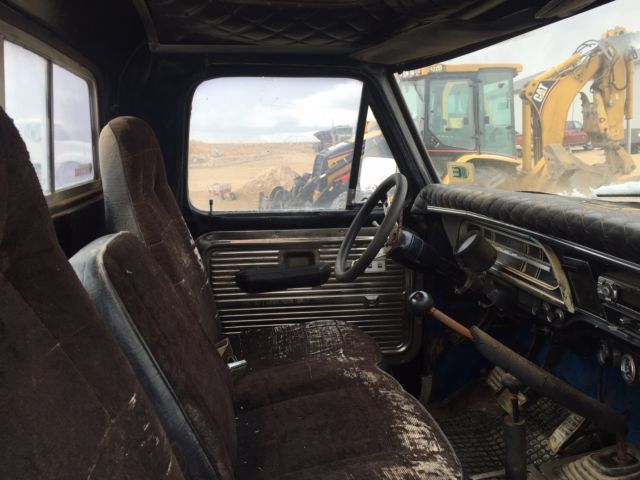 1970 Green and white Ford F-250