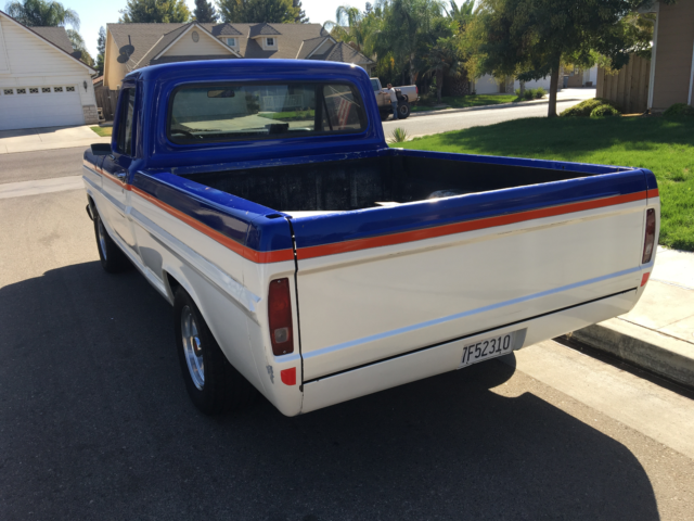 1970 Ford F-100 Standard Cab Pickup