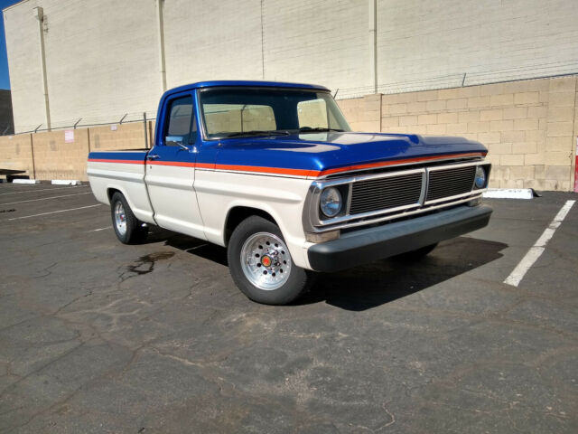 1970 Blue/White Ford F-100 Standard Cab Short Bed Pickup