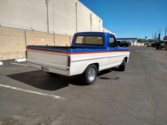 1970 Blue/White Ford F-100 Standard Cab Short Bed Pickup