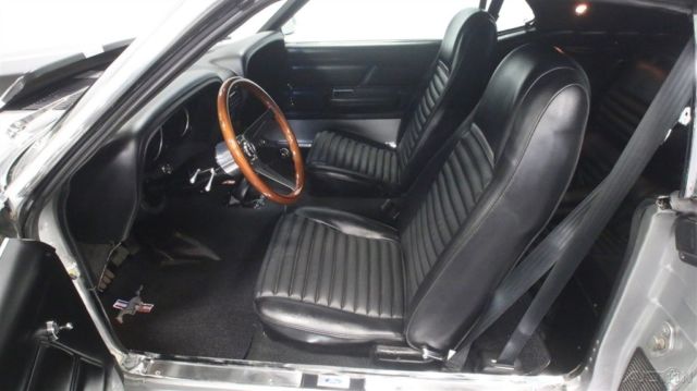 1970 Silver Ford Mustang
