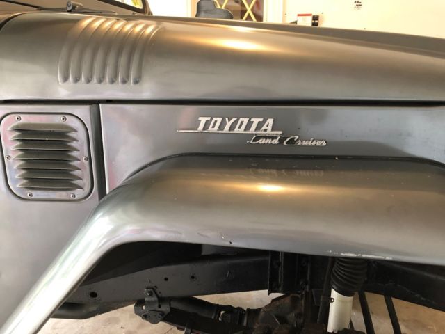 1970 Gray Toyota FJ Cruiser