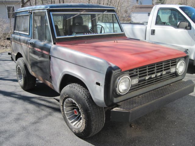 1970 Ford Bronco SUV