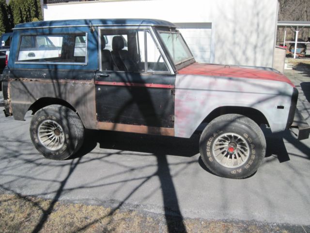 1970 Ford Bronco SUV