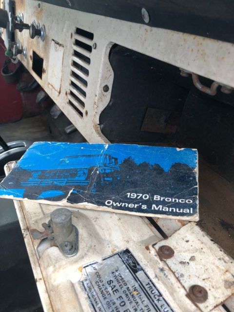 1970 Red Ford Bronco SUV