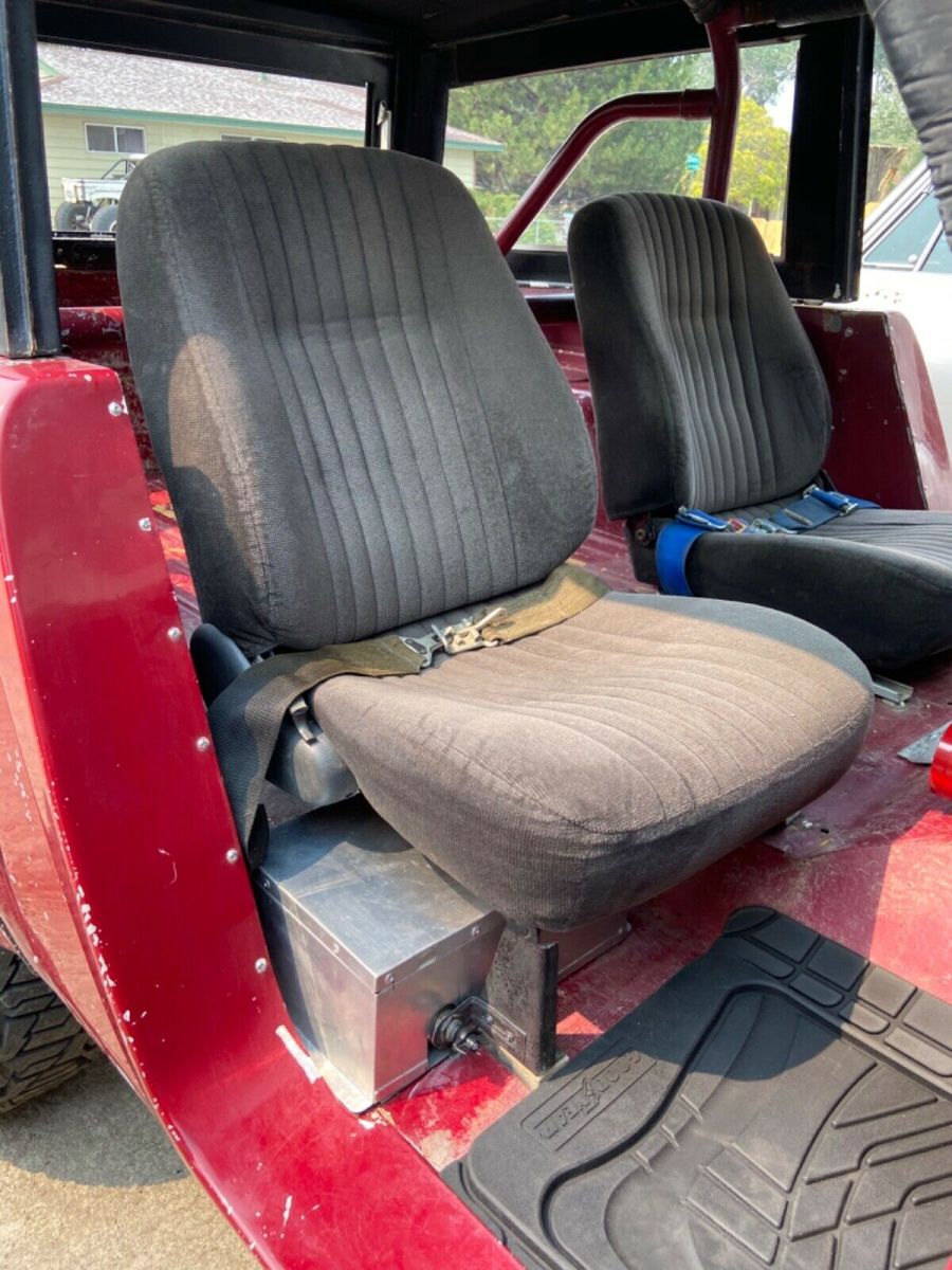 1970 Burgundy Ford Bronco