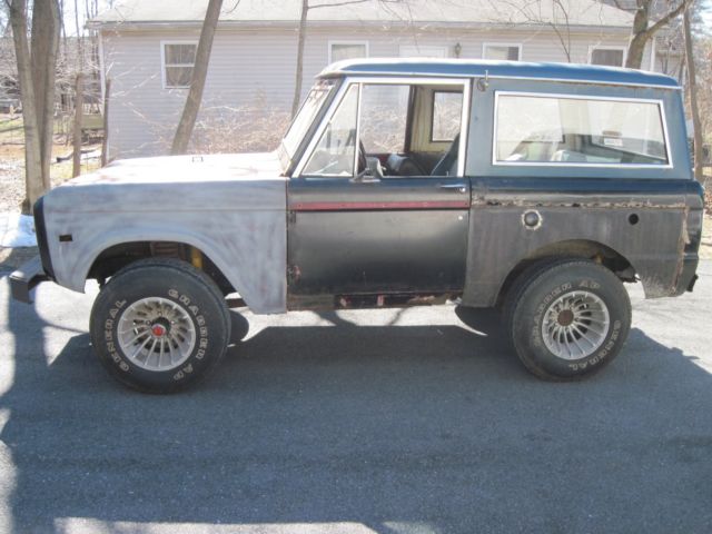 1970 Ford Bronco SUV