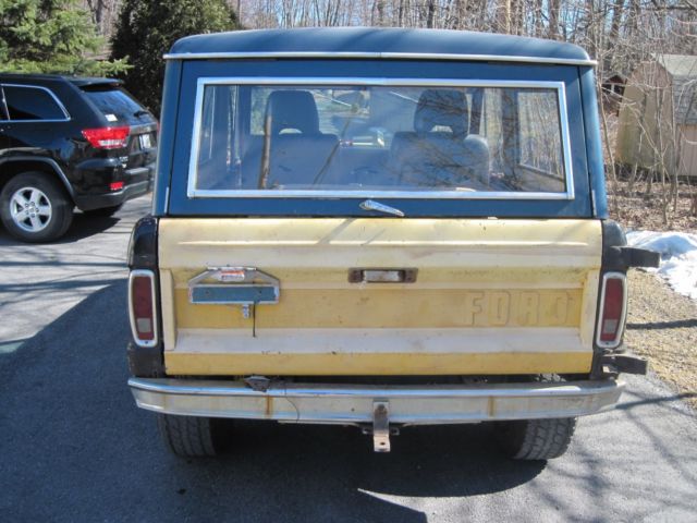 1970 Ford Bronco SUV