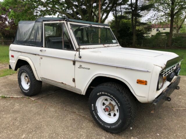 1970 Blue Ford Bronco