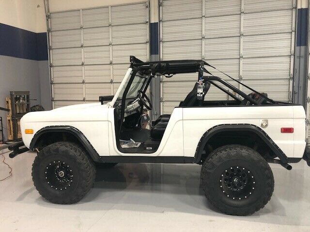 1970 White Ford Bronco