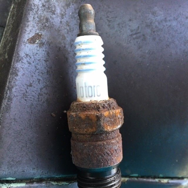 1970 Brown Ford Bronco Pick-Up