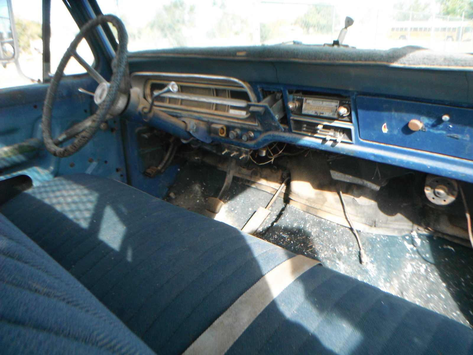 1970 White Ford F-100
