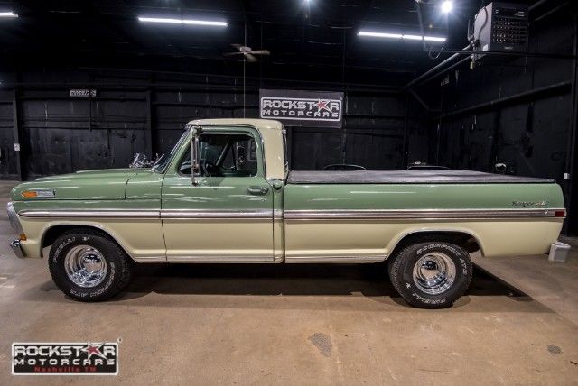 1970 Green Ford F-100 --