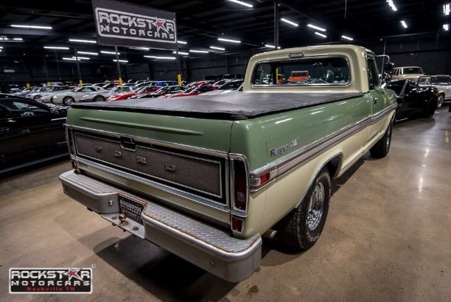 1970 Green Ford F-100 --